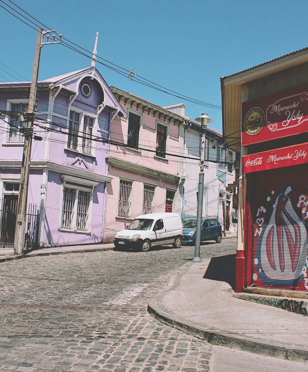 valparaiso market scene